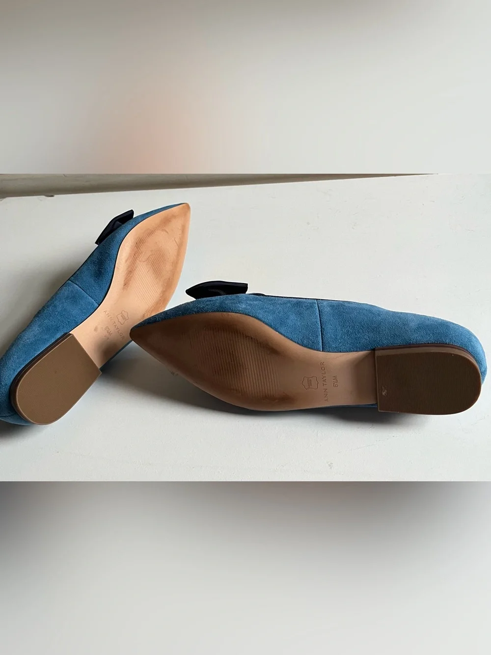 Ann Taylor Ziggy Suede Slip On Ballet Flats Blue Black Ribbon Size 6.5M